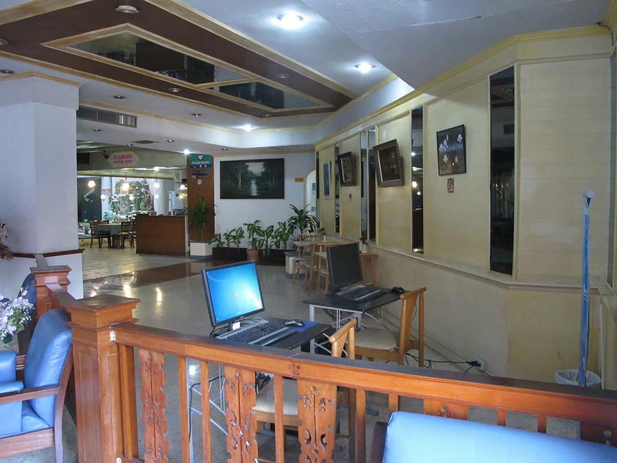 Diamond Beach Hotel Pattaja Kültér fotó
