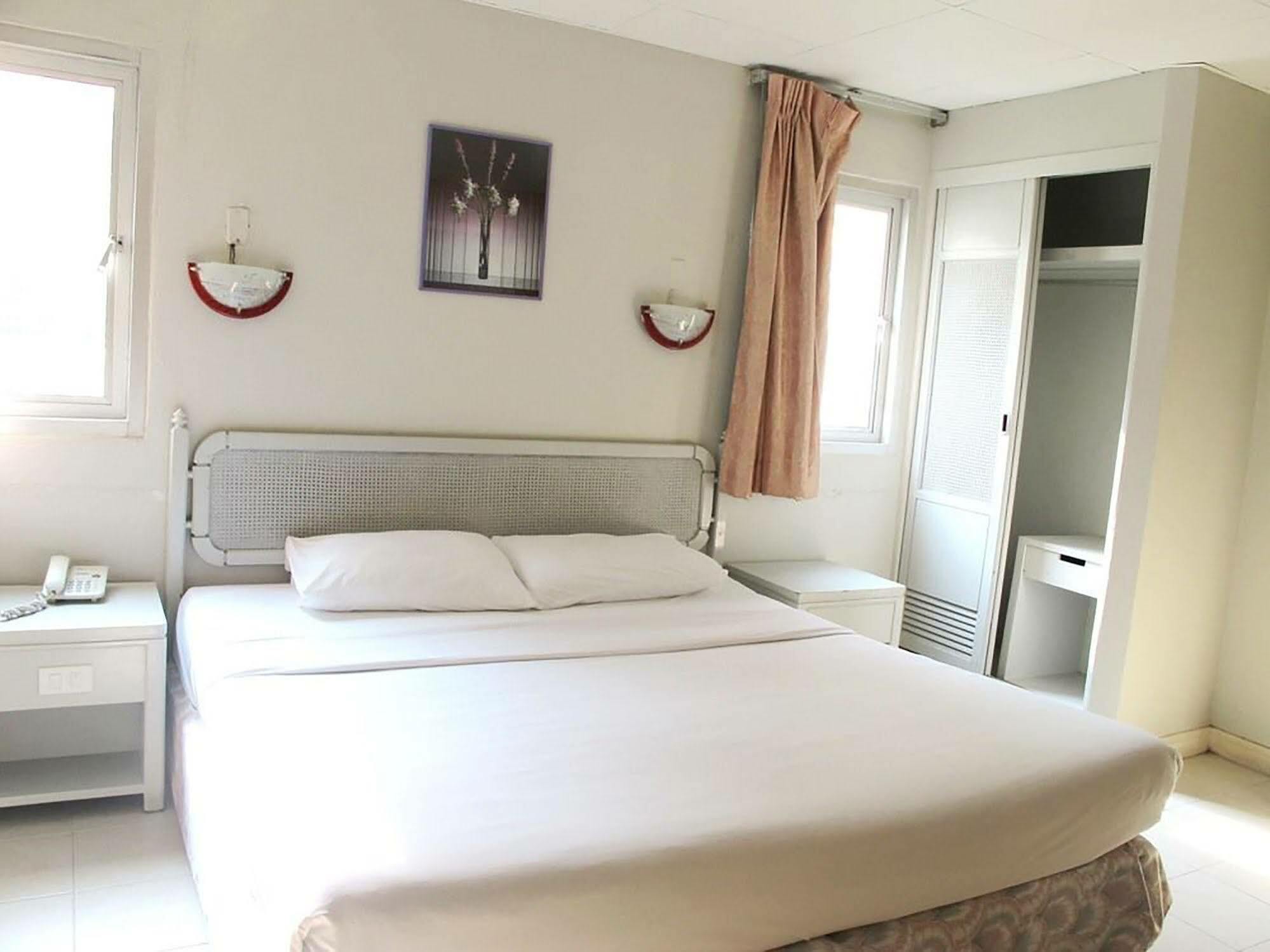 Diamond Beach Hotel Pattaja Kültér fotó